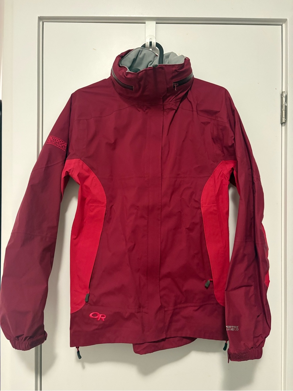 Outdoor Research Women's pink Waterproof Jacket